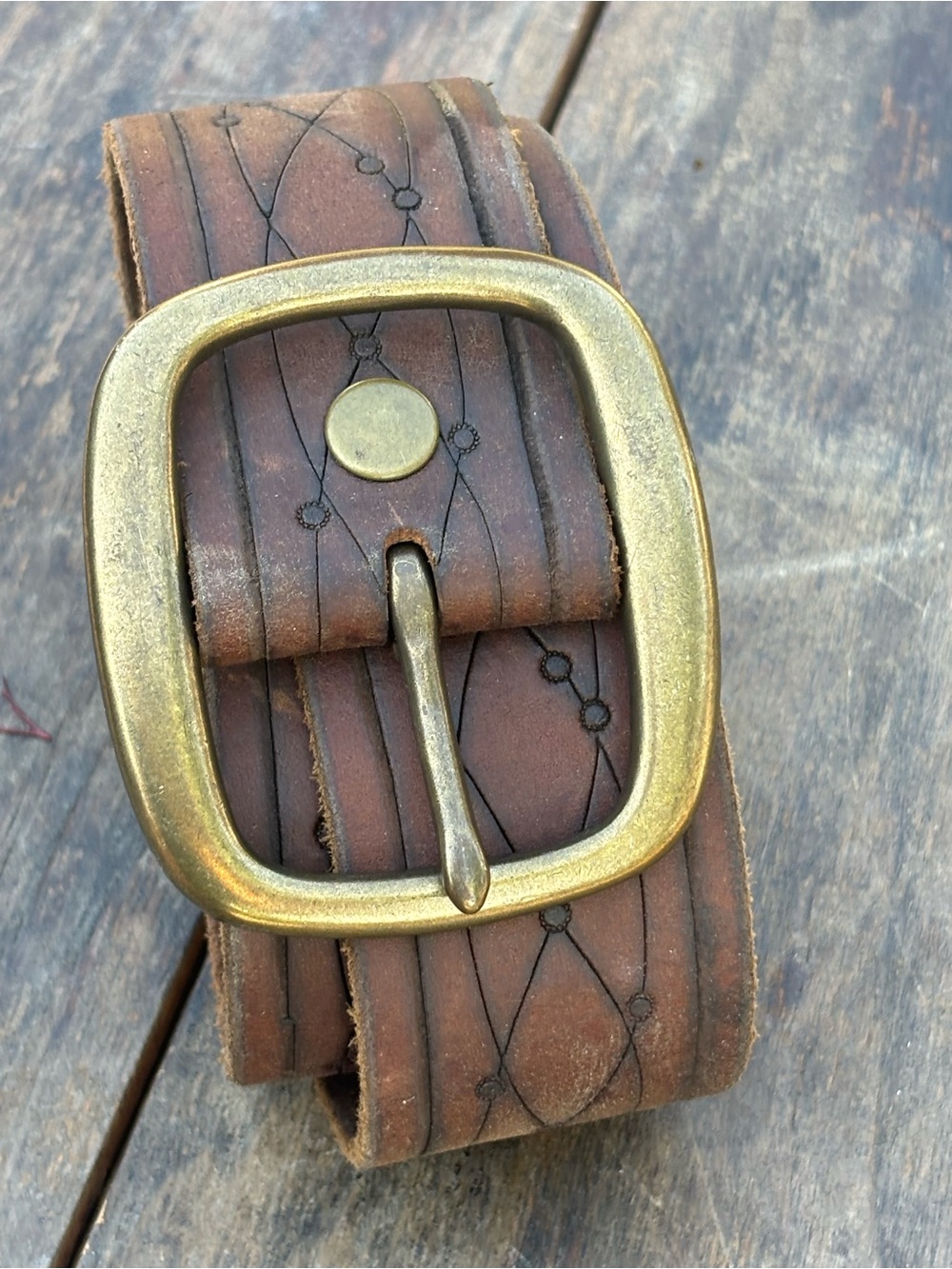 Lucky Brand Etched Brown Leather Belt with Antiqued Brass Buckle Size S